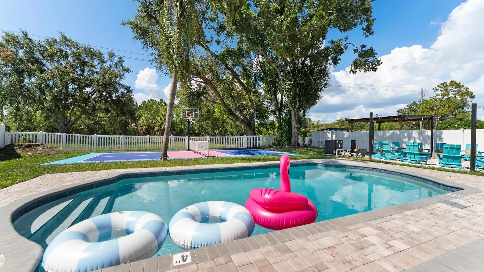 בית נופש טאמפה Heated Pool-Hottub-Selfie Wall-Game Room-Playset