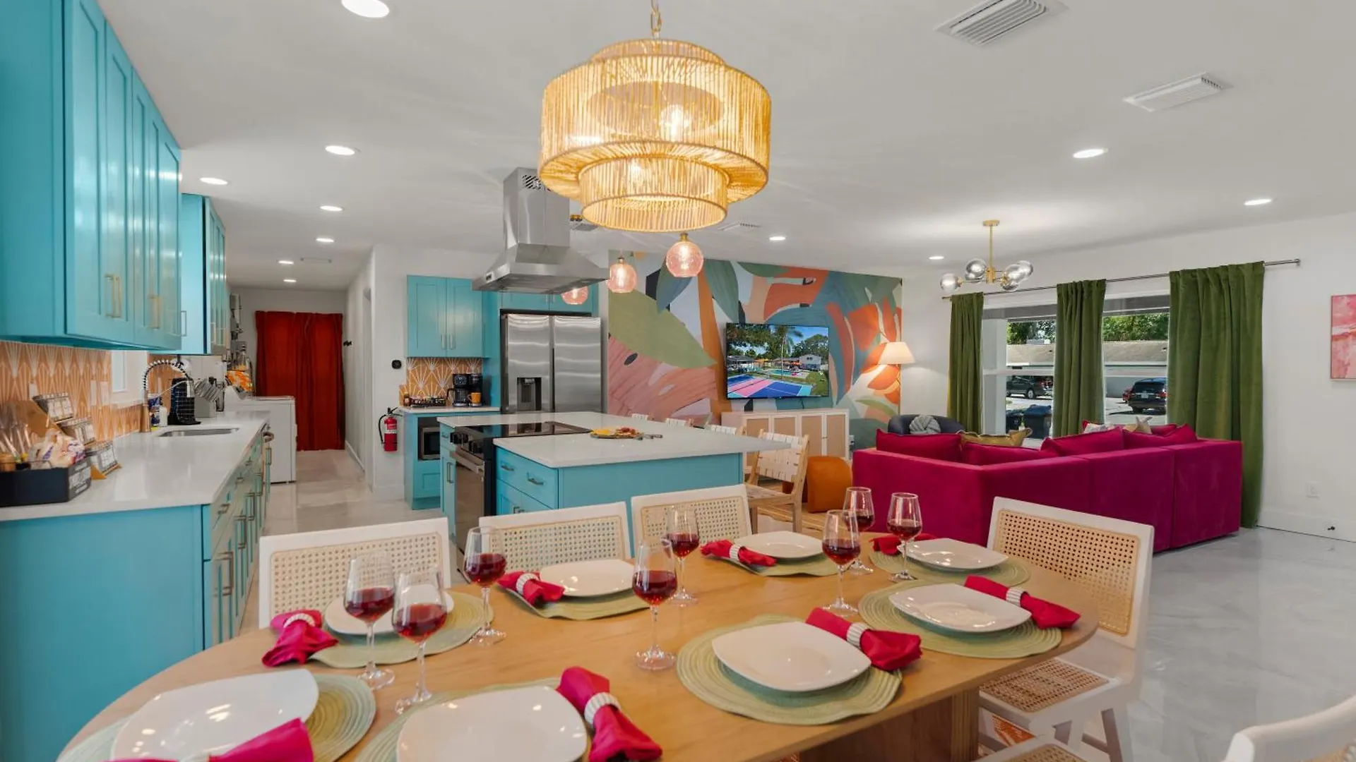 טאמפה Heated Pool-Hottub-Selfie Wall-Game Room-Playset 0*,